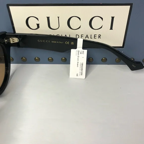 💯 Authentic GUCCI GG0957S 003 cat eye Gucci sunglass black frame brown lenses. - Picture 7 of 11